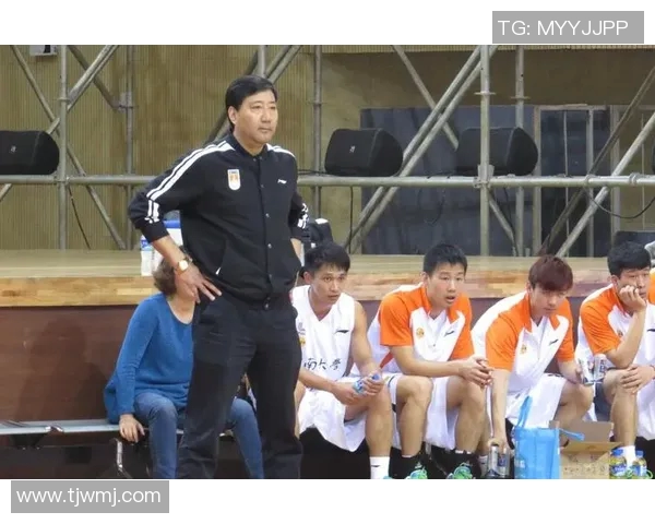 吴秀英专访：从羽毛球新星到传奇教练的奋斗与成长之路