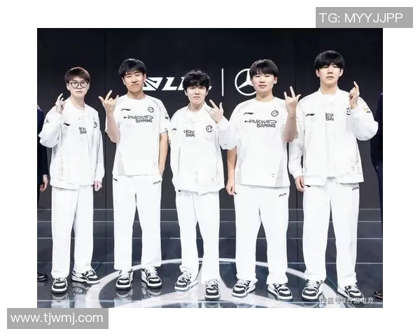 和平精英热议IG战队配合问题引发玩家讨论与思考