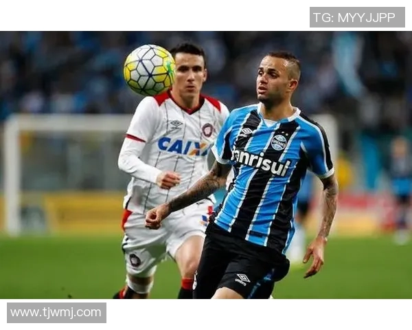 巴伊亚与格雷米的激烈对决揭示巴西足球的魅力与竞争力