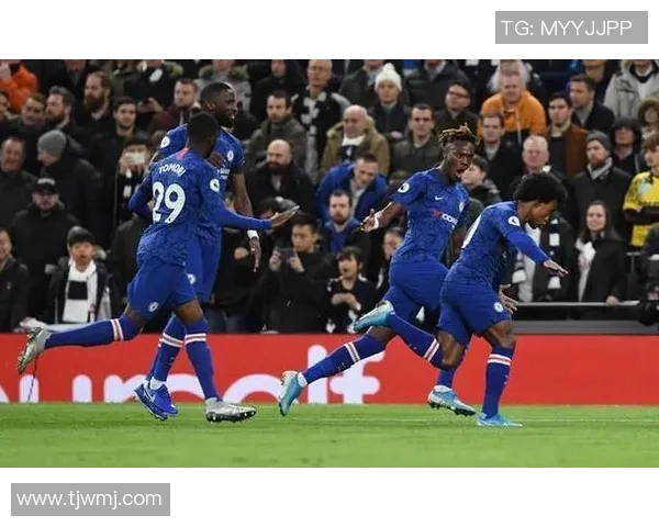 拜仁慕尼黑与热刺激战正酣比分揭晓引发球迷热议