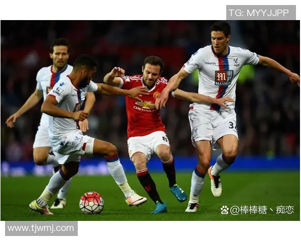 卢顿主场迎战曼彻斯特联期待精彩对决双方球员全力以赴争取胜利